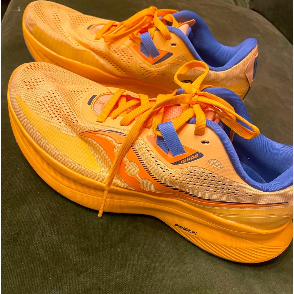 Saucony Orange and Blue Athletic Shoes
